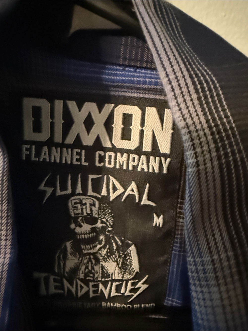 Dixxon size medium - Picture 3 of 3